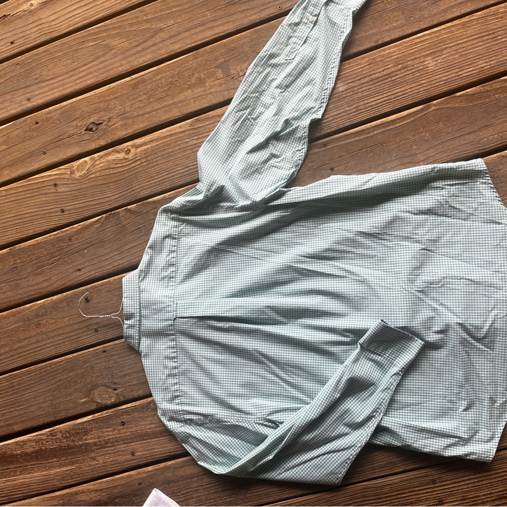 IZOD Men’s dress shirt